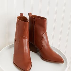 Qupid Nashville Nights Booties Size 6.5